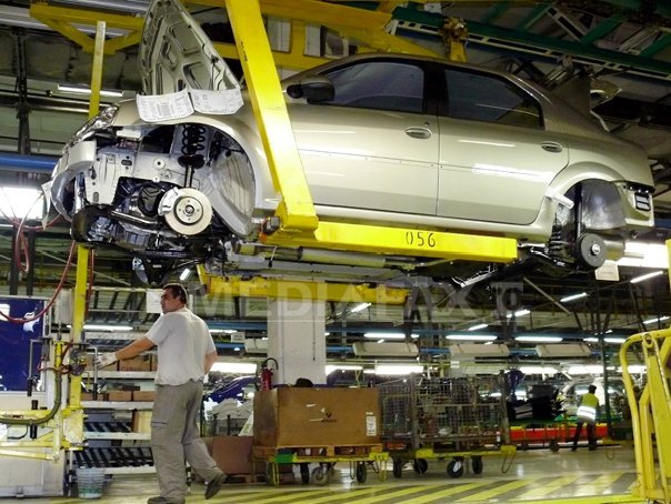 Imaginea articolului Dacia şi Ford duc România la o producţie de peste 420.000 de maşini în 2013, ceea ce ne aduce pe locul 9 la nivel european