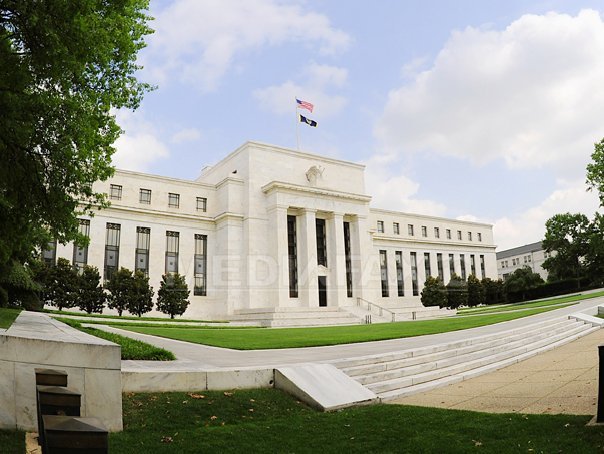 Imaginea articolului Rezerva Federală a SUA este pe cale să crească dobânzile, la opt ani de la declanşarea recesiunii