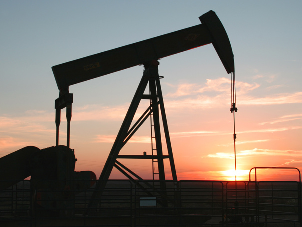 Imaginea articolului Preţul petrolului Brent a atins MINIMUL ultimilor 11 ani: 36,06 dolari pe baril