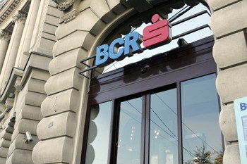 Imaginea articolului BCR vrea să extindă reţeaua cu câte 10 unităţi bancare pe an, printre care şi agenţii digitale
