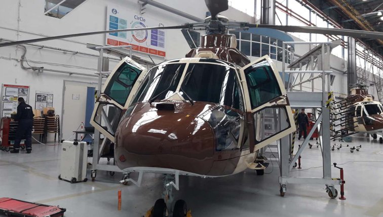 Imaginea articolului Elicopterele unui stat african, recondiţionate în România. Cele patru aeronave, care au fost în revizie la Braşov, pleacă spre casă