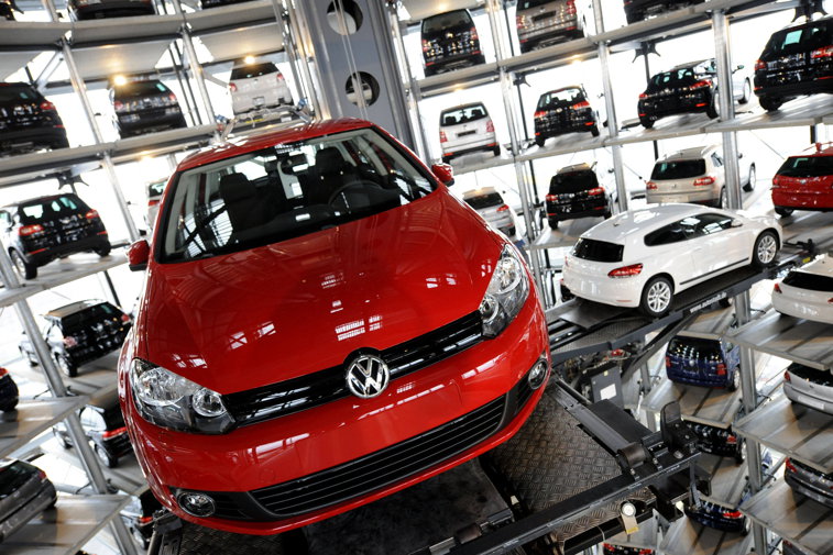 Imaginea articolului Tensiunile comerciale: Problemele din industria auto afectează producţia industrială germană