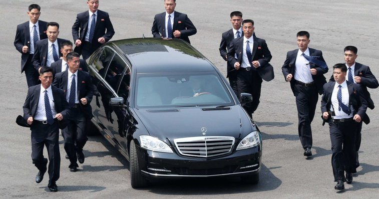 Imaginea articolului Daimler anunţă că nu ştie cum a achiziţionat Kim Jong Un limuzinele blindate folosite