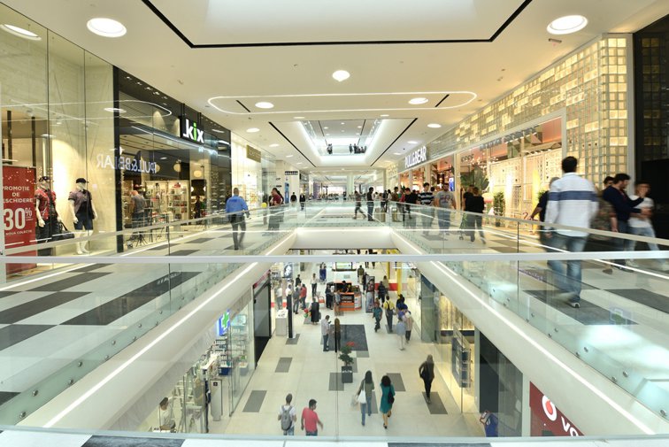 Imaginea articolului Ce mall-uri noi se deschid in urmatorul an? România se pregăteşte să depăşească pragul de 4 milioane de metri pătraţi de centre comerciale moderne