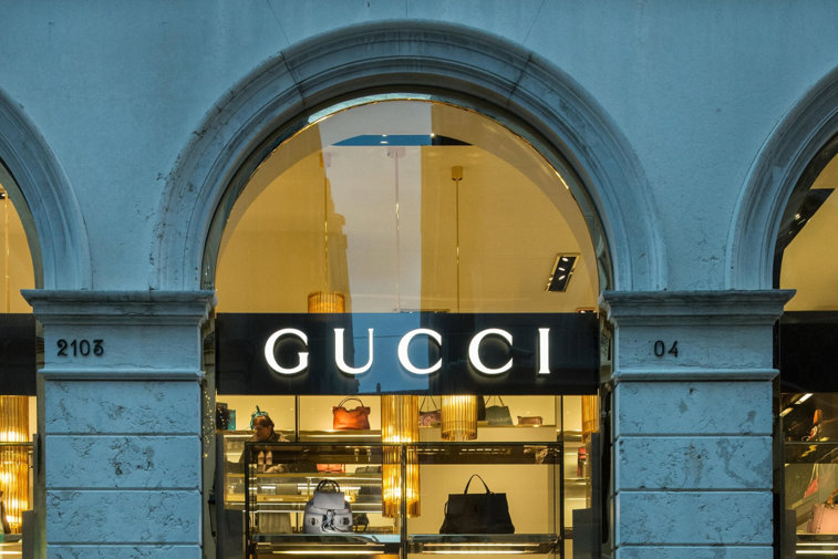 Imaginea articolului Gucci, în pierdere. Magazinele de lux sunt aproape goale