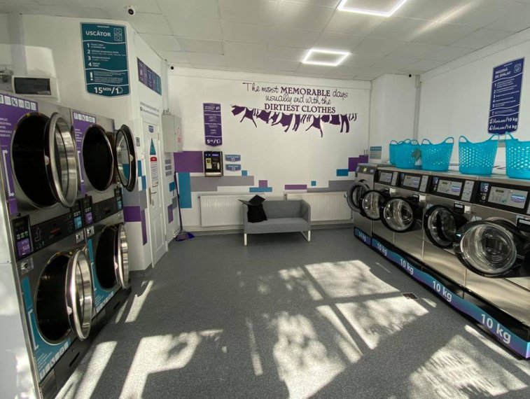 Imaginea articolului Idei smart de afaceri. Doi ieşeni au investit 120.000 euro pentru persoanele care îşi „spală rufele în public”