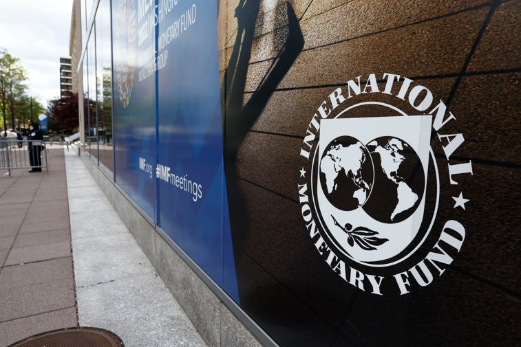 Imaginea articolului FMI cere guvernului să ia măsuri de reformă şi creştere a taxelor