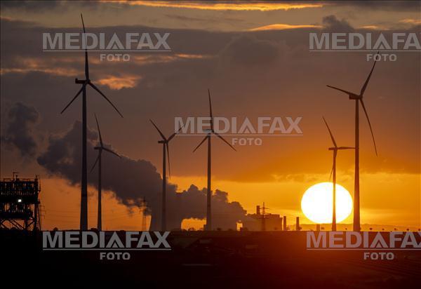 Imaginea articolului Duminică dimineaţă, România exporta cam o treime din electricitatea produsă, în special de eoliene