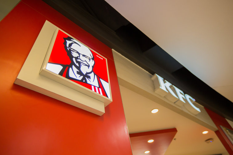 Imaginea articolului Marian Gogu, KFC România: Clienţii migrează dinspre restaurantele à la carte către cele de tip fast-food, dar de la noi nu pleacă spre covrigării