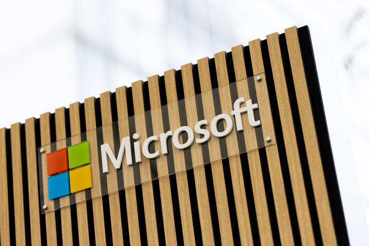 Imaginea articolului Veniturile Microsoft au explodat cu 17%, propulsate de creşterea puternică din Cloud