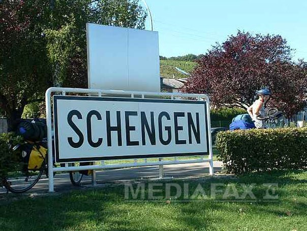 Imaginea articolului Băsescu: Contez pe intrarea noastră în Schengen în aprilie 2014