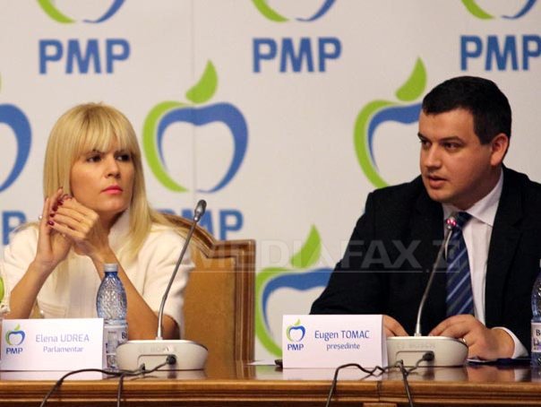 Imaginea articolului ANALIZĂ - Congres la PMP: Tomac-candidat unic, Băsescu-invitat, Udrea-absentă