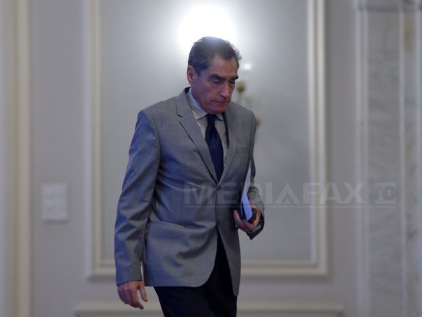Imaginea articolului Camera a luat act de încetarea mandatului de deputat al lui Petre Roman