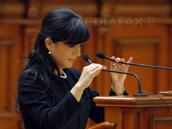 Imaginea articolului Camera Deputaţilor a luat act de încetarea mandatului de deputat al Oanei Mizil