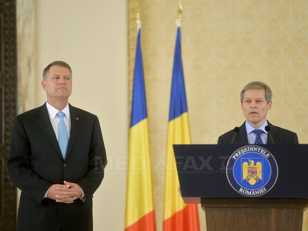Imaginea articolului Iohannis l-a delegat pe Cioloş să participe la Consiliul European