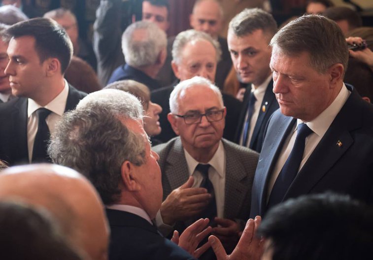 Imaginea articolului Iohannis către ambasadori: Aveţi datoria de a pregăti alegerile. Să nu fie restrâns dreptul la vot 