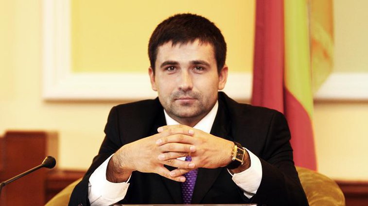 Imaginea articolului Deputatul PMP Adrian Gurzău nu poate fi reţinut, dar poate fi arestat, a decis marţi Camera Deputaţilor/Conducerea Camerei a respins contestaţia lui Gurzău privind încuviinţarea arestării sale