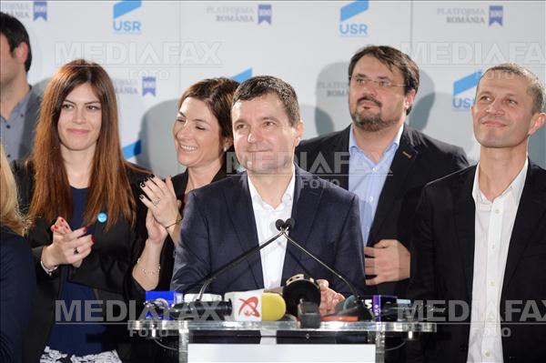 Imaginea articolului USR face congres pentru alegerea unui nou preşedinte, după demisia lui Nicuşor Dan