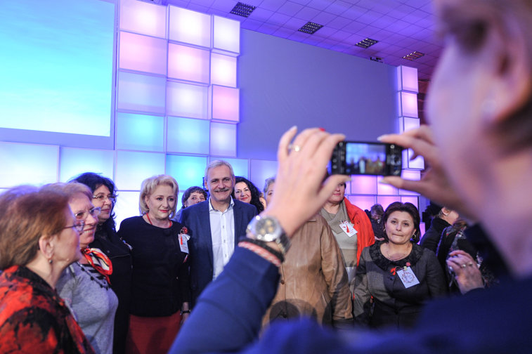 Imaginea articolului Dragnea s-a întâlnit cu premierul desemnat Viorica Dăncilă şi cu mai mulţi lideri PSD, la biroul din Parlament