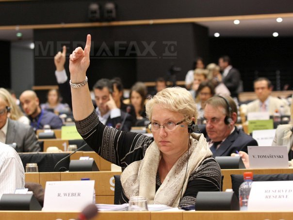 Imaginea articolului Renate Weber: ALDE România nu mai are o relaţie bună cu Guy Verhofstadt. Este în campanie electorală, nu se mai uită în cine loveşte