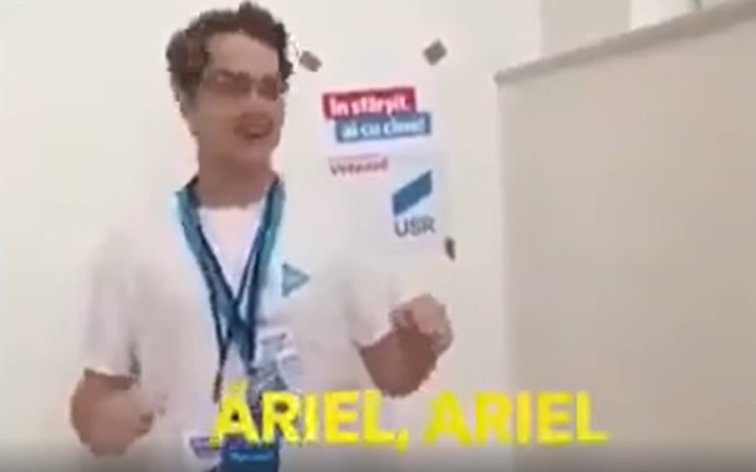 Imaginea articolului Un filmuleţ cu un candidat USR la Consiliul General al Municipiului Bucureşti, fost membru PSD, face senzaţie pe internet: „Eu sunt Ariel, coadă de purcel” | VIDEO