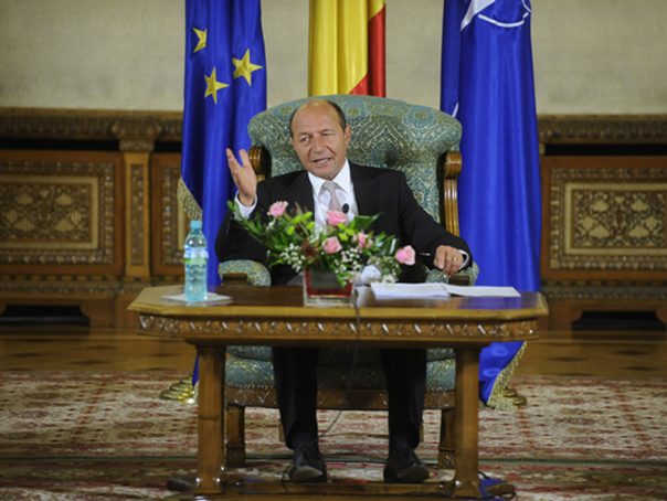 Imaginea articolului Traian Băsescu va candida pentru un nou mandat la Primăria Capitalei? „Domnii de la PNL şi de la USR se joacă cu focul”