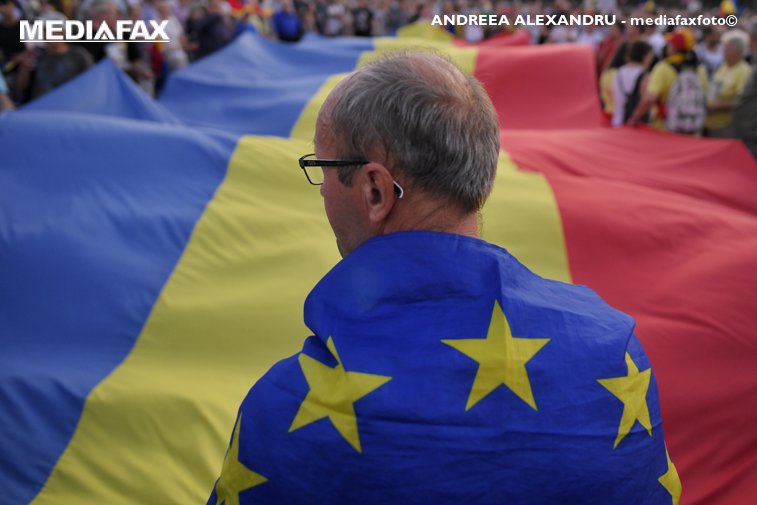 Imaginea articolului Guvernul va porni o campanie: Românii din Diaspora ar trebui să voteze prin corespondenţă