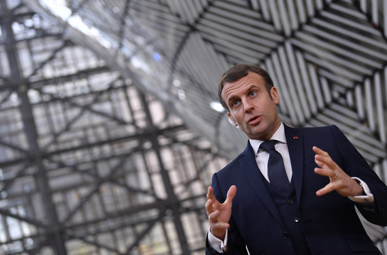 Imaginea articolului Emmanuel Macron luptă împotriva schimbărilor climatice. Preşedintele Franţei anunţă primul referendum pentru protejarea mediului