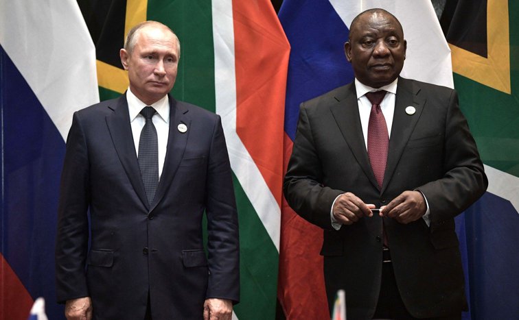 Imaginea articolului Africa de Sud s-a răzgândit: renunţă la promisiunea de a părăsi Curtea Penală Internaţională, înainte de vizita lui Vladimir Putin
