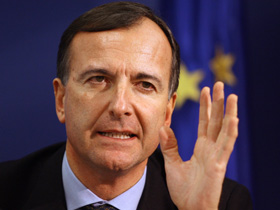 Renate Weber: Frattini ar trebui să demisioneze pentru declaraţiile referitoare la libera circulaţie