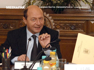 Băsescu: Guvernul să-şi asume răspunderea pe cele patru coduri (Imagine: Mediafax Foto)
