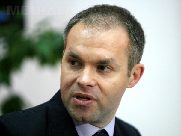 Imaginea articolului Andronescu: Îl dau în judecată pe Funeriu dacă nu îşi cere scuze public