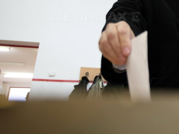 Imaginea articolului Alegeri locale 2012: Primarul suspendat al unei localităţi buzoiene şi-a depus din arest candidatura pentru un nou mandat