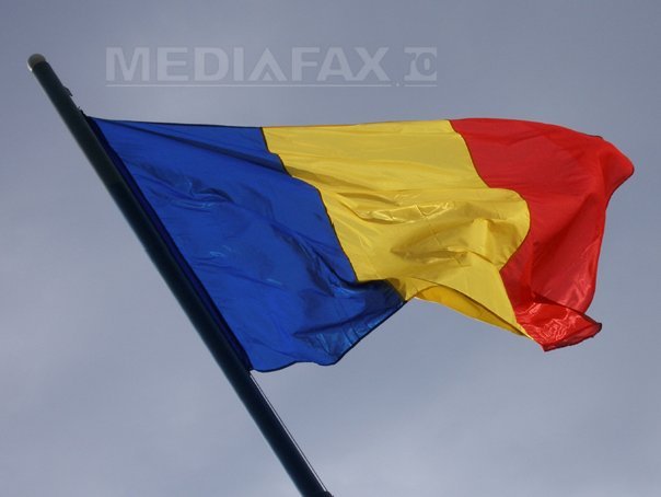 Imaginea articolului Arhiepiscopia Covasna a împărţit steaguri româneşti credincioşilor. PPMT: Acţiunea este o provocare. Aştept să văd câţi dintre români vor arbora drapelele