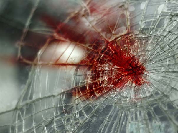 Imaginea articolului ACCIDENT RUTIER grav în Neamţ: O persoană a murit şi 12 au fost rănite după ce un microbuz s-a ciocnit cu o maşină de teren