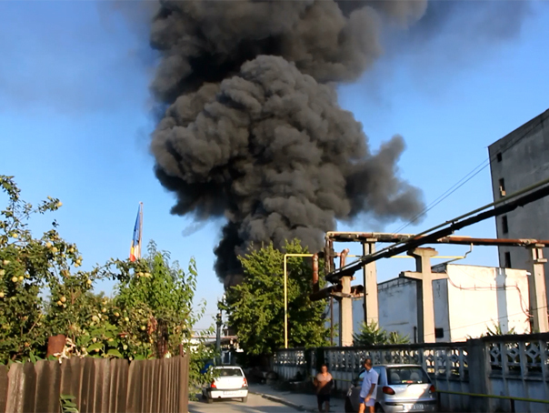 Imaginea articolului Incendiul de la fabrica de polistiren din Jilava, stins după o intervenţie de peste trei ore 