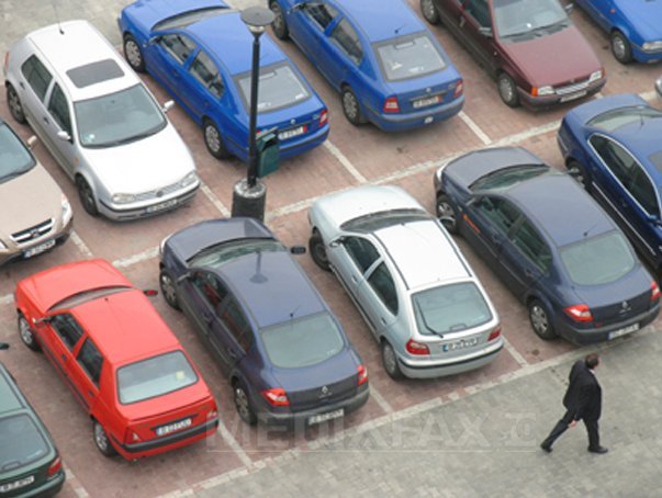 Imaginea articolului ORDIN al Ministerului Sănătăţii: Parcările de bloc, la cel puţin cinci metri de ferestre. Repararea maşinii în parcare, interzisă