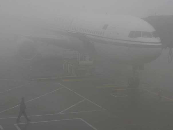 Imaginea articolului Trei curse aeriene au întârzieri, iar două au fost anulate din cauza ceţii, pe aeroportul din Cluj
