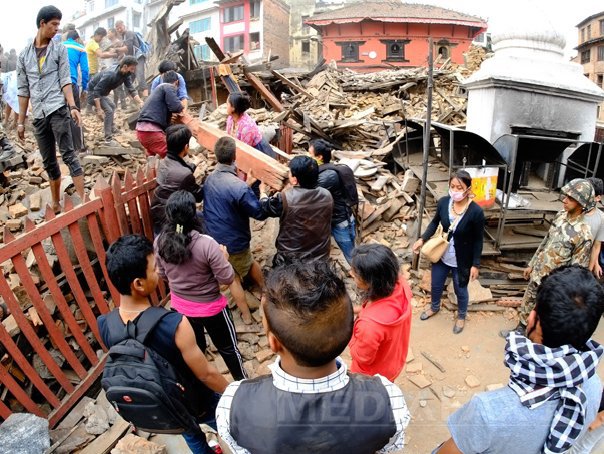 Imaginea articolului MAE: Alţi şase români au fost identificaţi în Nepal. Sunt în afara oricărui pericol