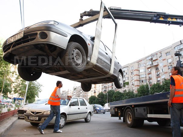 Imaginea articolului ICCJ: Maşinile parcate neregulamentar nu pot fi ridicate în baza unei decizii a consiliului local