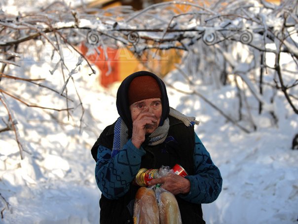 Imaginea articolului Eurostat: Românii sunt cei mai expuşi din UE la riscul sărăciei şi excluderii sociale