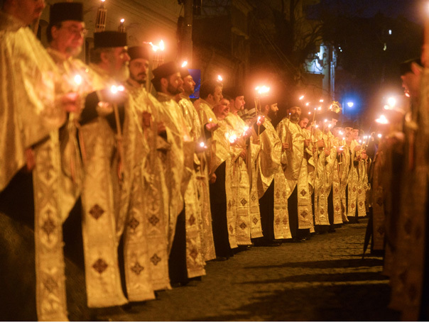 Imaginea articolului Patriarhia: Opţiunea politică a preotului va fi exprimată doar prin votul personal secret