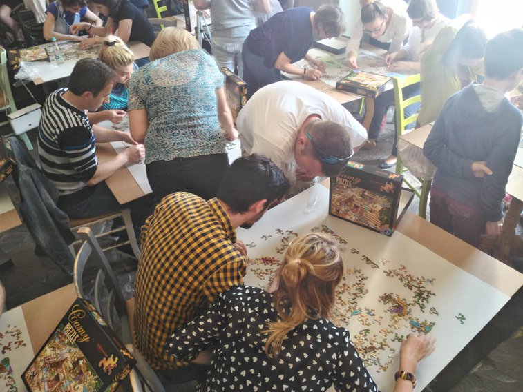 Imaginea articolului Zeci de participanţi, la un campionat de puzzle, la Sfântu Gheorghe - GALERIE FOTO, VIDEO
