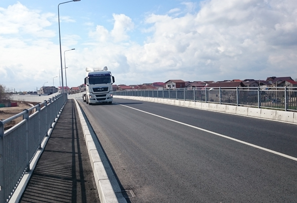 Imaginea articolului CNADNR: Transport agabaritic pe Litoral şi Autostrada Soarelui, iar circulaţia va fi întreruptă timp de câteva zile