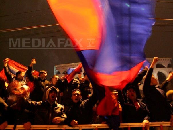 Imaginea articolului Peste 100 de poliţişti vor asigura ordinea la meciul dintre Steaua Bucureşti şi FC Voluntari