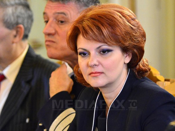 Imaginea articolului VIDEO Lia Olguţa Vasilescu, din nou virală. Ministrul Muncii a susţinut un discurs în limba franceză 