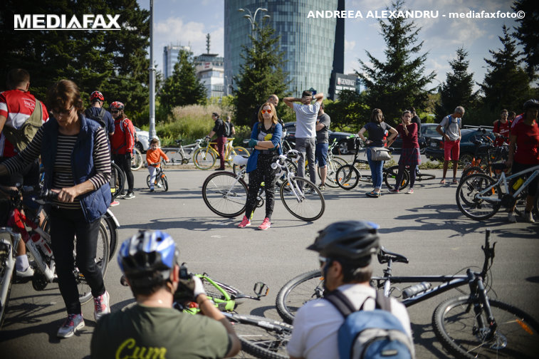Imaginea articolului MARŞUL Bicicliştilor, organizat, SÂMBĂTĂ, în Capitală şi Constanţa, în paralel. Zeci de biciclişti vor pedala pe străzi să-şi manifeste drepturile