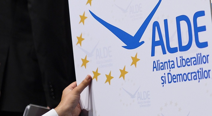 Imaginea articolului O parte din conducerea Organizaţiei de femei a PNL Slatina a trecut la ALDE: Acest partid reprezintă "singura şansă a liberalismului"
