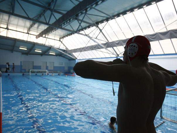 Imaginea articolului PREMIERĂ: Bazin de înot didactic, asemenea unuia olimpic, construit într-o comună cu bani de la Compania Naţională de Investiţii