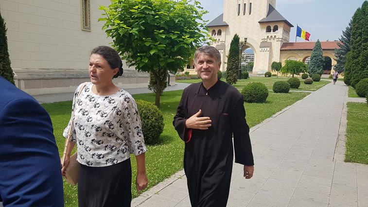 Imaginea articolului Fostul preot Cristian Pomohaci va fi adus cu mandat în faţa judecătorilor
